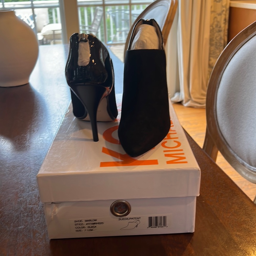 Michael Kora Marlow suede and patent leather